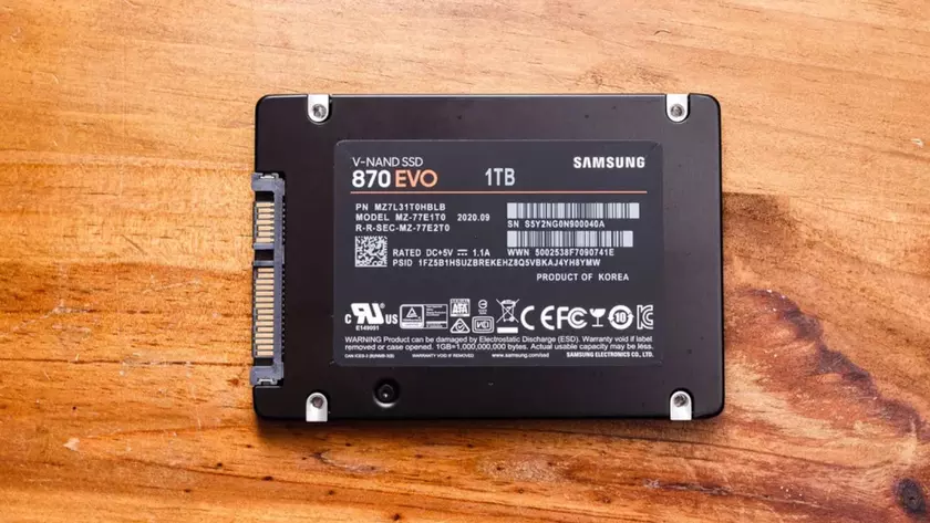 Samsung 870 EVO ssd conservazione dati