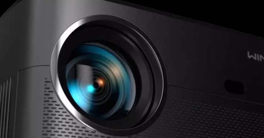 WiMiUS P64: il miglior videoproiettore sotto i 200 euro