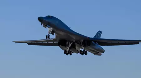 Gli Stati Uniti hanno schierato due gruppi di bombardieri strategici supersonici B-1B Lancer nel Regno Unito.