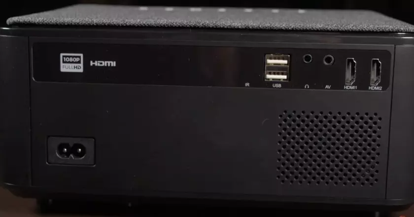 WiMiUS K1 proiettore economico meno di 300 euro