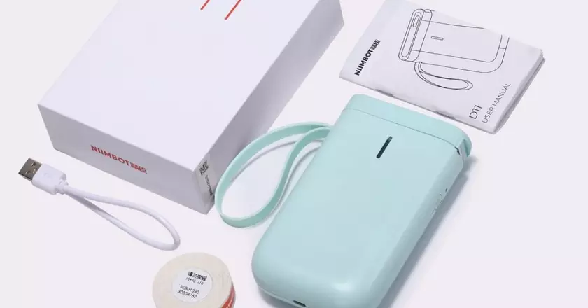 NIIMBOT D11 macchina stampa adesivi