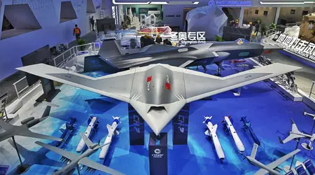 Caihong CH-7 - drone stealth cinese modernizzato di nuova generazione con protezione di difesa aerea