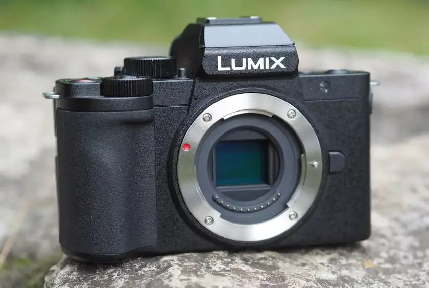 Panasonic Lumix G100 fotocamera per vlog