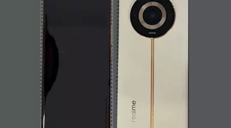 Insider rivela le foto del Realme 11 Pro+: display curvo e retro rivestito in pelle
