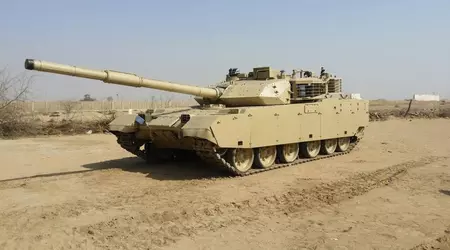 Il carro armato cinese VT-4 si rompe durante la dimostrazione a Zhuhai