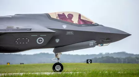 L'Australia è pronta a rinunciare all'acquisto di 30 caccia di quinta generazione F-35 Lightning II per sostituire gli F/A-18F Super Hornet