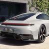 Interni della Porsche 911 Carrera S 2025