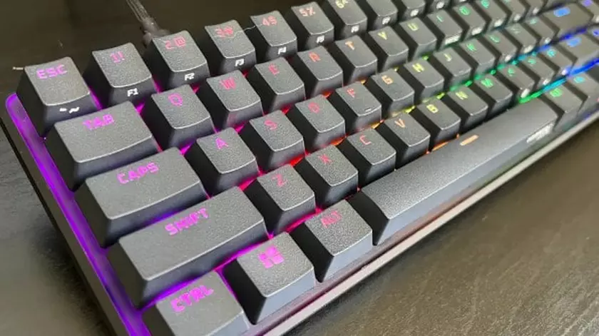 tastiera da torneo gaming HyperX Alloy Origins 65