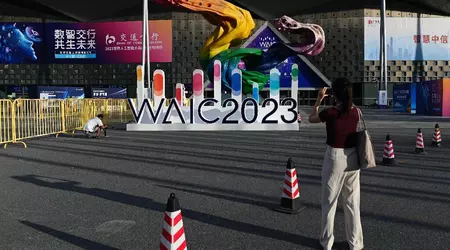 Elon Musk ha promesso di rilasciare una Tesla a guida autonoma quest'anno