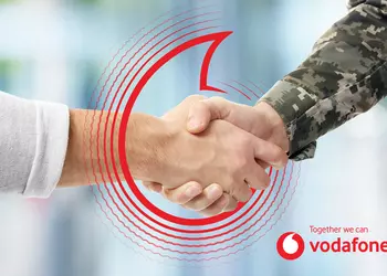 Grazie, Elon Musk: Vodafone ha ripristinato ...