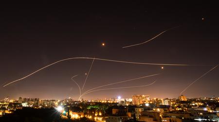 Il programma Iron Dome di Trump è stato ribattezzato negli Stati Uniti: ora è il Golden Dome