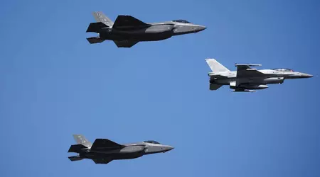 F-35 Lightning II, Patriot, Leopard 2 e HIMARS - La Polonia ha tenuto la più grande parata militare degli ultimi 30 anni