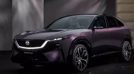 Mazda ha presentato il crossover elettrico CX-6e al Salone dell'Auto di Bruxelles