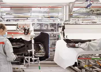 Toyota apre un impianto di riciclaggio ...