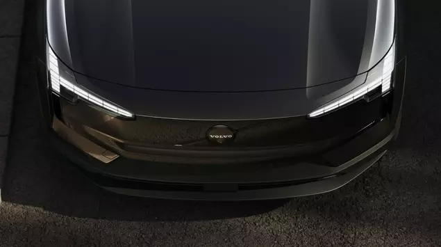 Volvo EX30 Black Edition svelata
