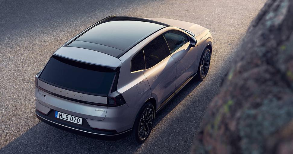 Nuovo ibrido plug-in di Volvo XC70. Nuovo ibrido plug-in di Volvo XC70.