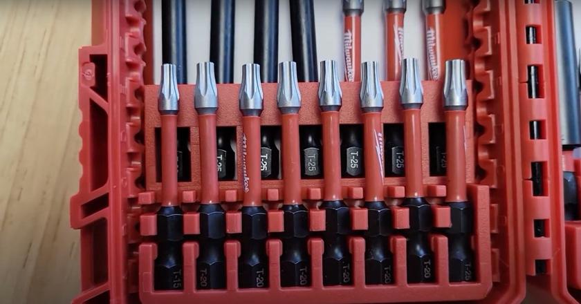 Milwaukee SHOCKWAVE 100 pezzi di punte magnetiche per cacciavite