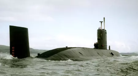 Il Regno Unito ha avviato il processo di demolizione del sottomarino nucleare HMS Swiftsure, che ha trascorso ore sotto la portaerei russa Kyiv all'apice della Guerra Fredda e ha raccolto dati preziosi.