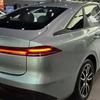 Berlina Roewe D6 in condizioni difficili
