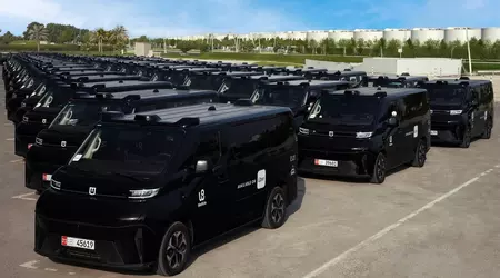 Uber lancia taxi senza conducente ad Abu Dhabi: corse autonome ora disponibili sull'Isola Yas