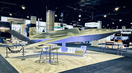 L'azienda statunitense General Atomics ha presentato un modello a grandezza naturale di un caccia senza pilota "usa e getta".