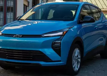 Chevrolet Bolt 2027 parte da $29 ...