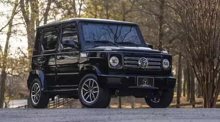 È stata messa in vendita una golf car in stile Classe G: produce 20 CV, ha quattro display e costa più di una Chevrolet Trax