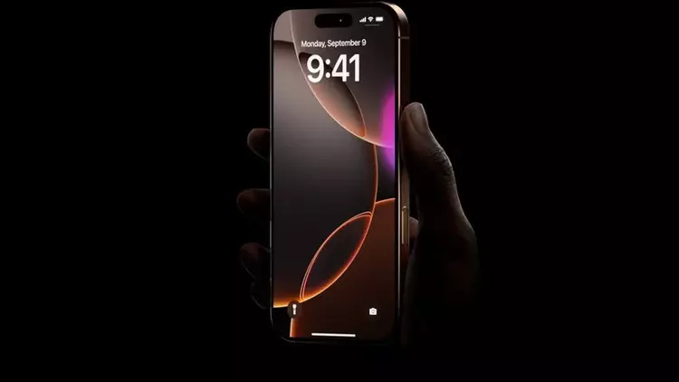 I display dell'iPhone 17 sembrano diventare ...