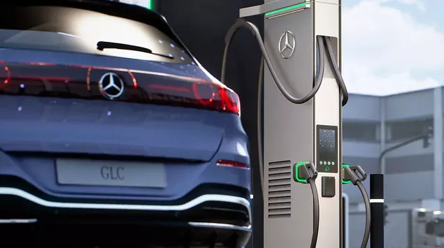 Mercedes ha annunciato il lancio di ...