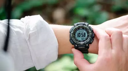 Casio ha rilasciato un modello giubileo Pro Trek PRG340ANS-3 con display duplex negli Stati Uniti