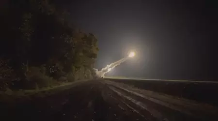 L'Ucraina potrebbe ricevere circa 20 missili balistici ATACMS, ciascuno con 950 submunizioni e una gittata di 165 km.