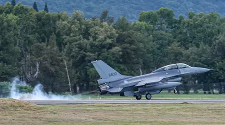 Taiwan vuole armare i caccia F-16 Viper aggiornati con missili statunitensi AGM-88 HARM, AGM-84 SLAM e AGM-154 JSOW