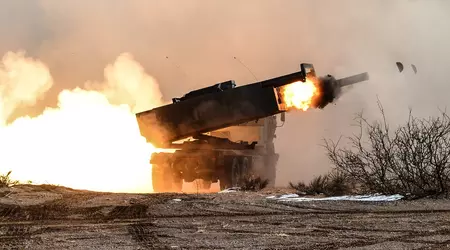Reznikov: I sistemi a razzo a lancio multiplo HIMARS americani con una portata fino a 80 km sono già in Ucraina