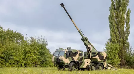La Slovacchia ha presentato un obice semovente BIA da 155 mm su telaio Tatra con una gittata di 600 chilometri e un raggio di tiro di oltre 50 chilometri.