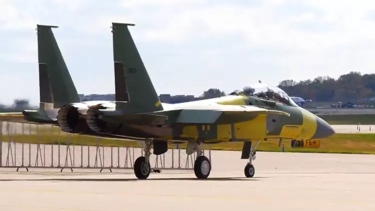 Boeing spera di consegnare il primo ...