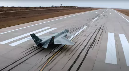 Bayraktar ha testato sulla pista di decollo l'UAV a reazione Kizilelma