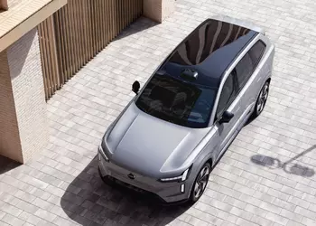 Aggiornamento significativo della Volvo EX90: funzionalità ...