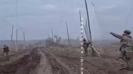 I russi iniziano a recintare le autostrade per proteggerle dai droni FPV
