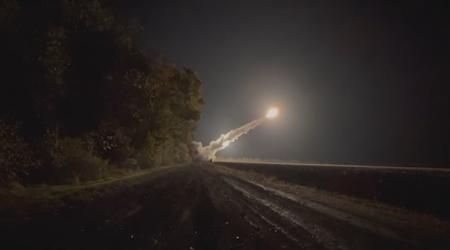 L'Ucraina potrebbe ricevere circa 20 missili balistici ATACMS, ciascuno con 950 submunizioni e una gittata di 165 km.