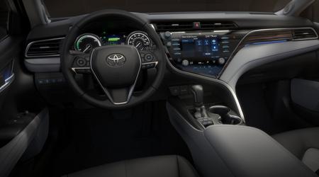 Toyoda Gosei ha creato una nuova tecnologia per riciclare la plastica delle auto - partirà dagli elementi della Toyota Camry