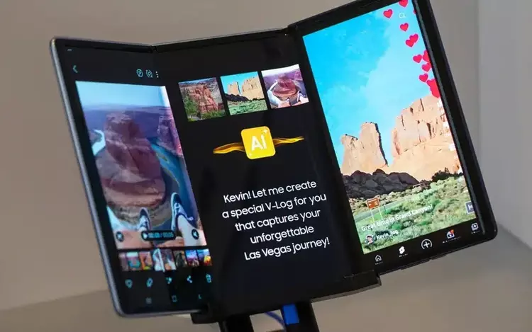 Primi dettagli sul Galaxy Z TriFold: ...