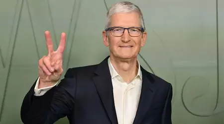 Bloomberg: Tim Cook non intende ritirarsi — il leader di Apple rimarrà nella sua posizione fino alla fine del mandato presidenziale di Trump