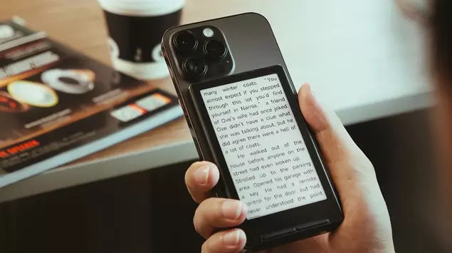 Leggi in movimento: Presentazione del Xteink ...