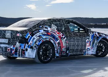 Le auto elettriche BMW M imiteranno ...