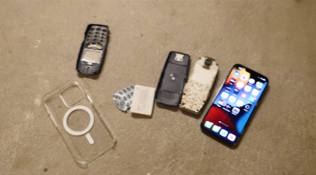 iPhone 13 Pro vs Nokia 3310 - un test di caduta da 20 piani