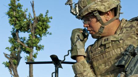 I militari statunitensi utilizzano un servizio telefonico non protetto da spie straniere