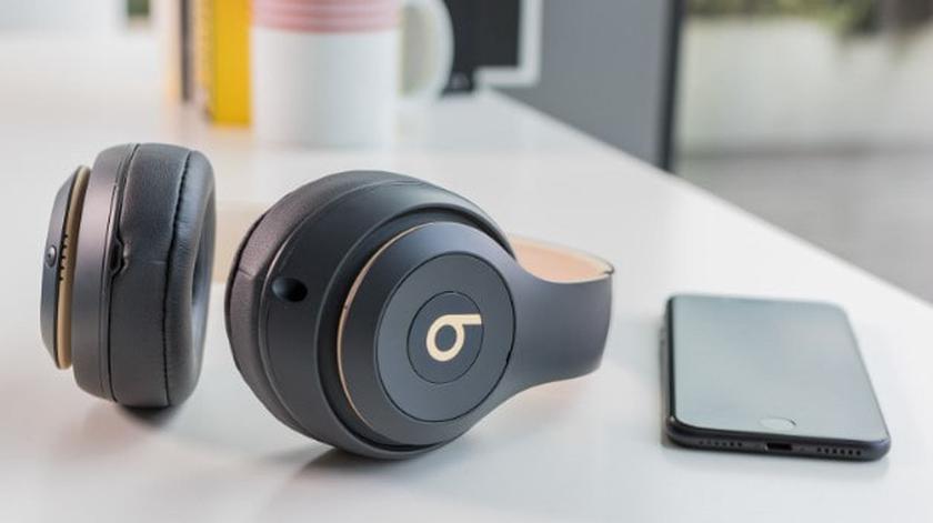 Beats Studio 3 cuffie con bassi forti