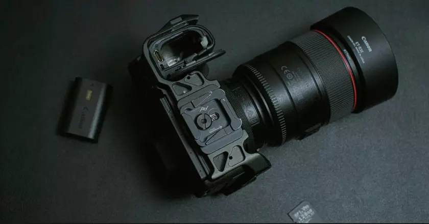 Fotocamere Canon EOS R6 da intervistare