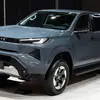 Anteprima: Vista laterale auto elettrica Hilux 2026