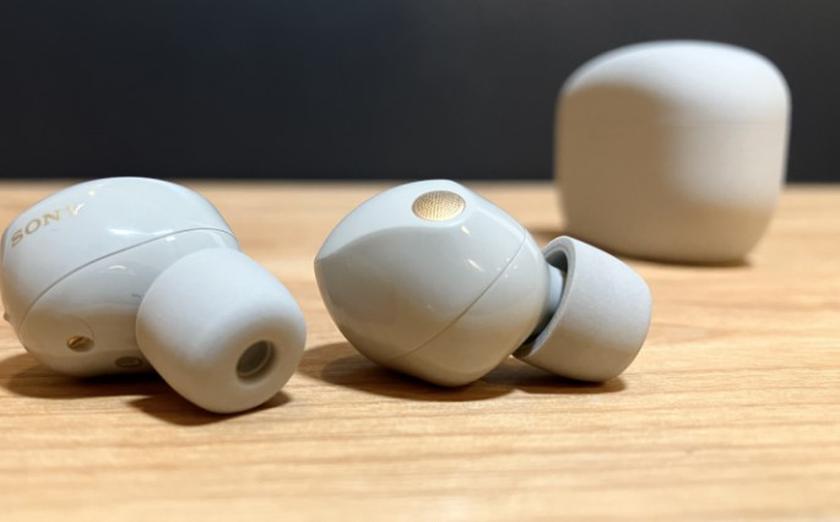 Auricolari traslatori intelligenti WF-1000XM5 di Sony